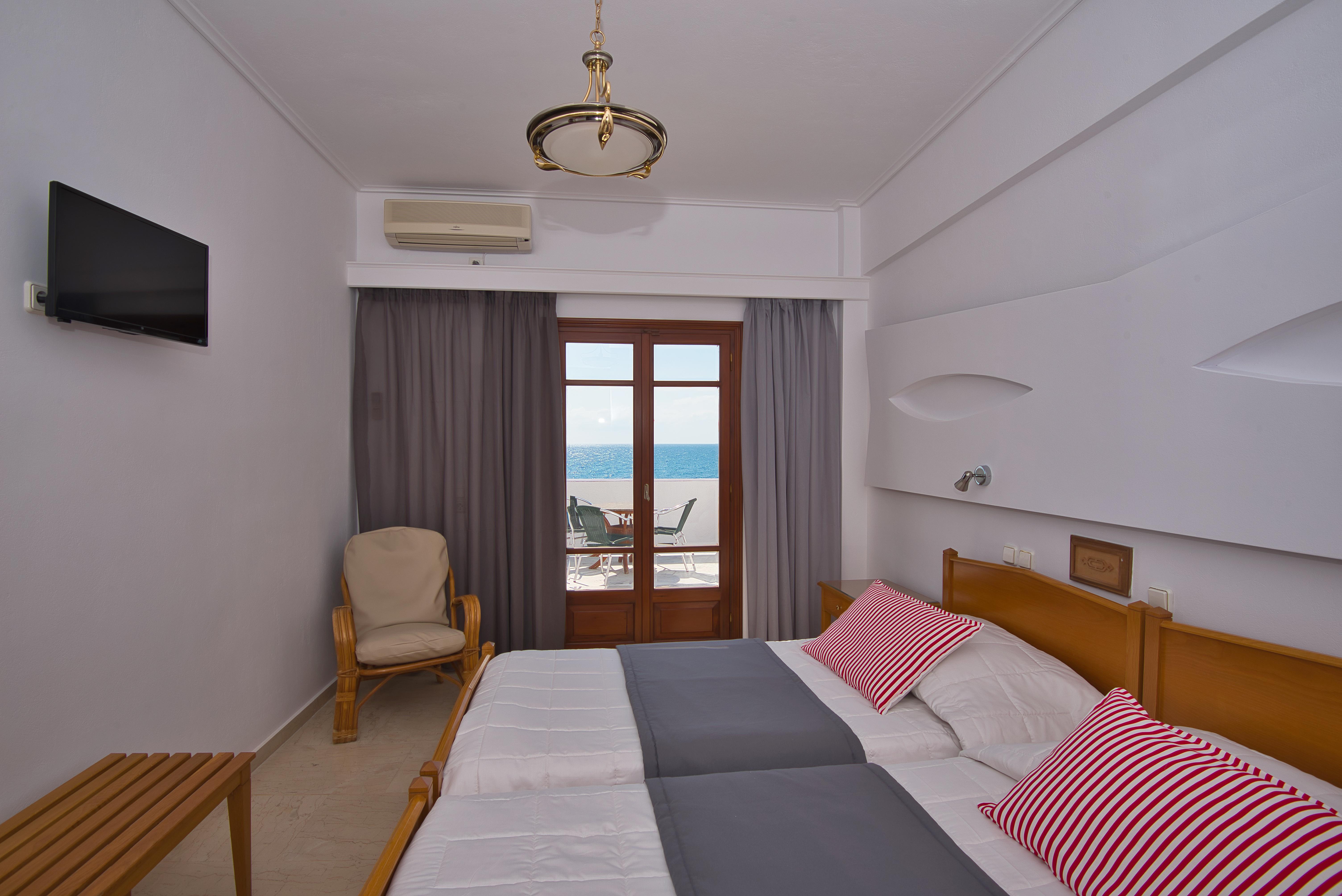 Irini'S Rooms Fteoura Kamári Exteriör bild