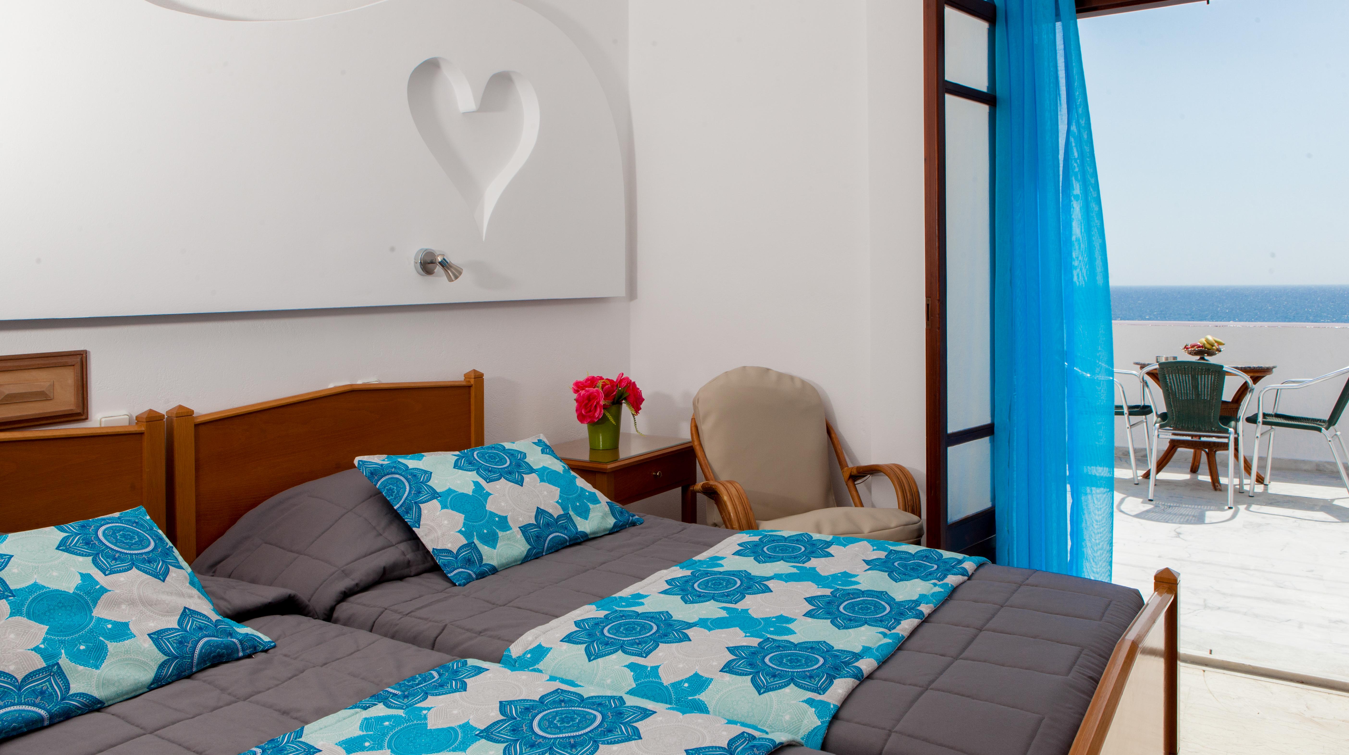 Irini'S Rooms Fteoura Kamári Exteriör bild