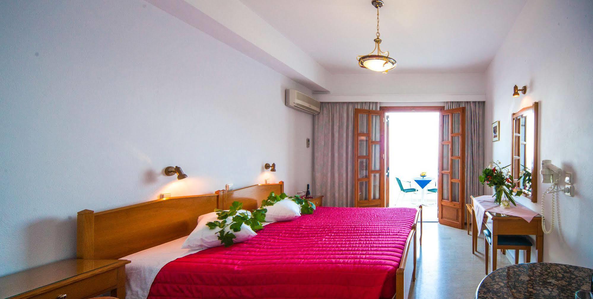 Irini'S Rooms Fteoura Kamári Exteriör bild
